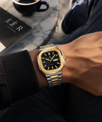 Montre Le Carré en acier, silhouette classique à boîtier carré – L'Heure Juste
