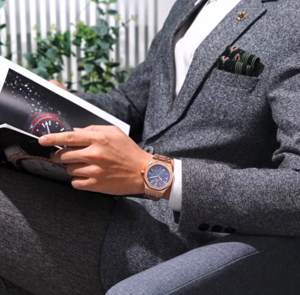 Montre L'Octogone, design octogonal à vis apparentes – L'Heure Juste
